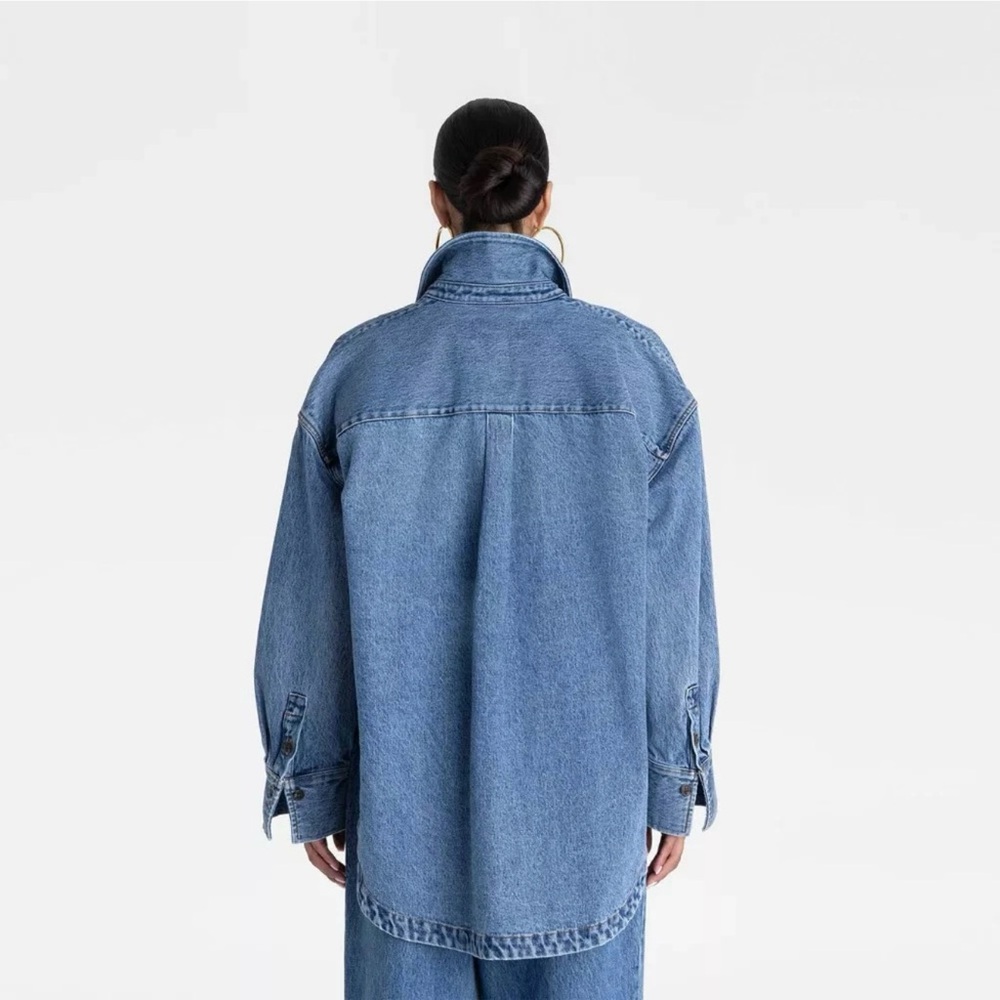 KBB by KAHLANA Women's Long Sleeve 'The Samira Shirt' - Medium Wash S - Picture 2 of 3